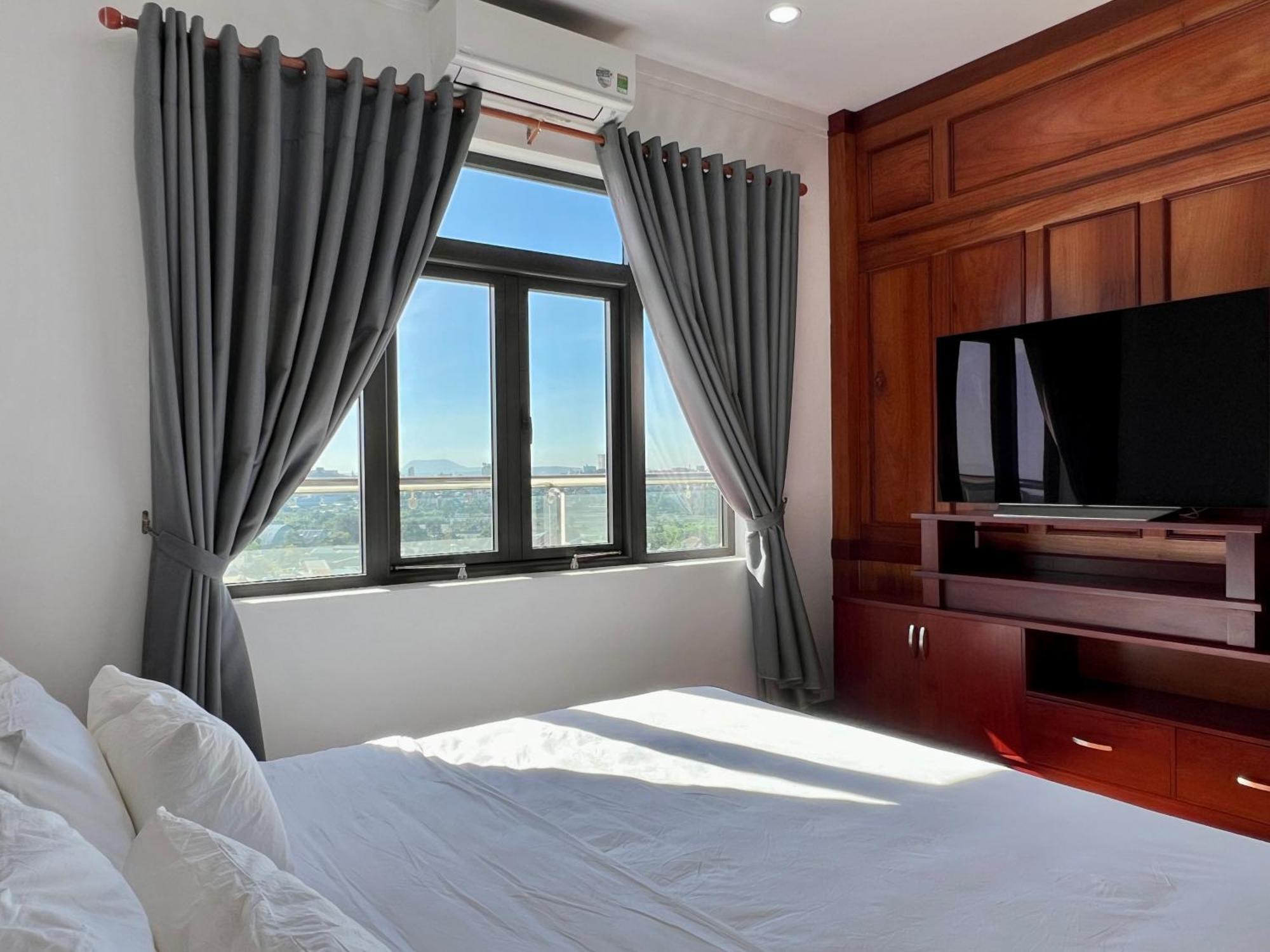 Doan Gia Luxury House Aparthotel Pleiku Bagian luar foto