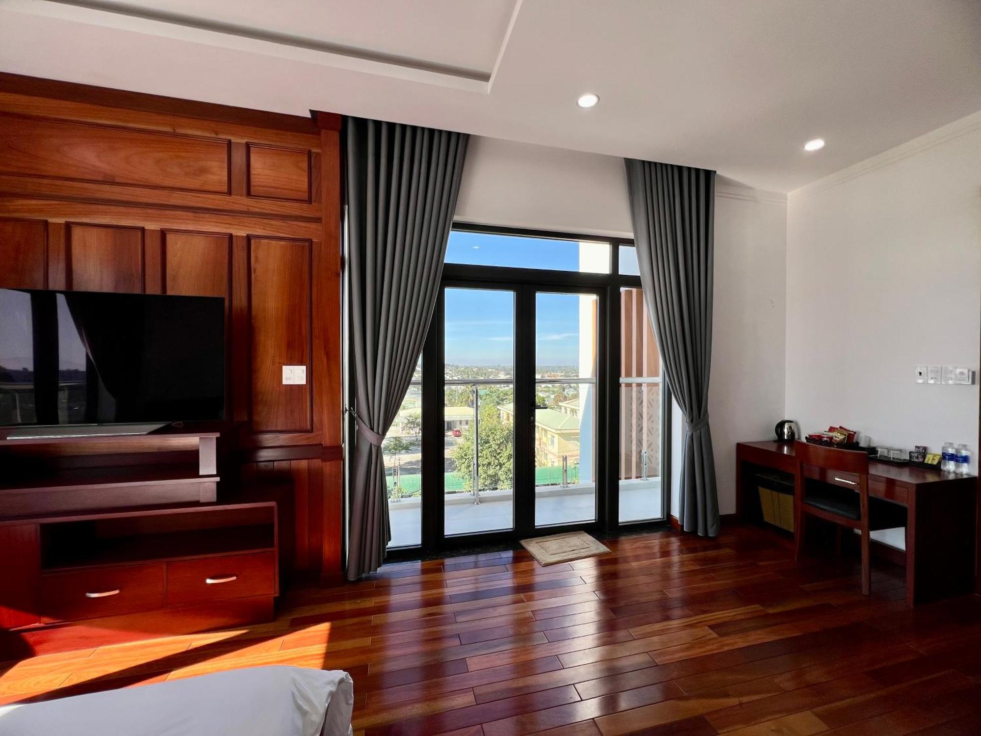 Doan Gia Luxury House Aparthotel Pleiku Bagian luar foto